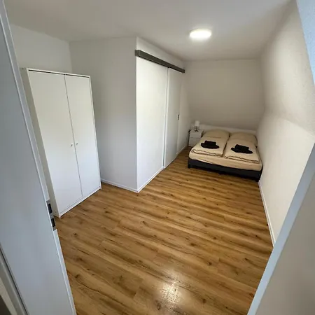 One * فريدريشسهافن